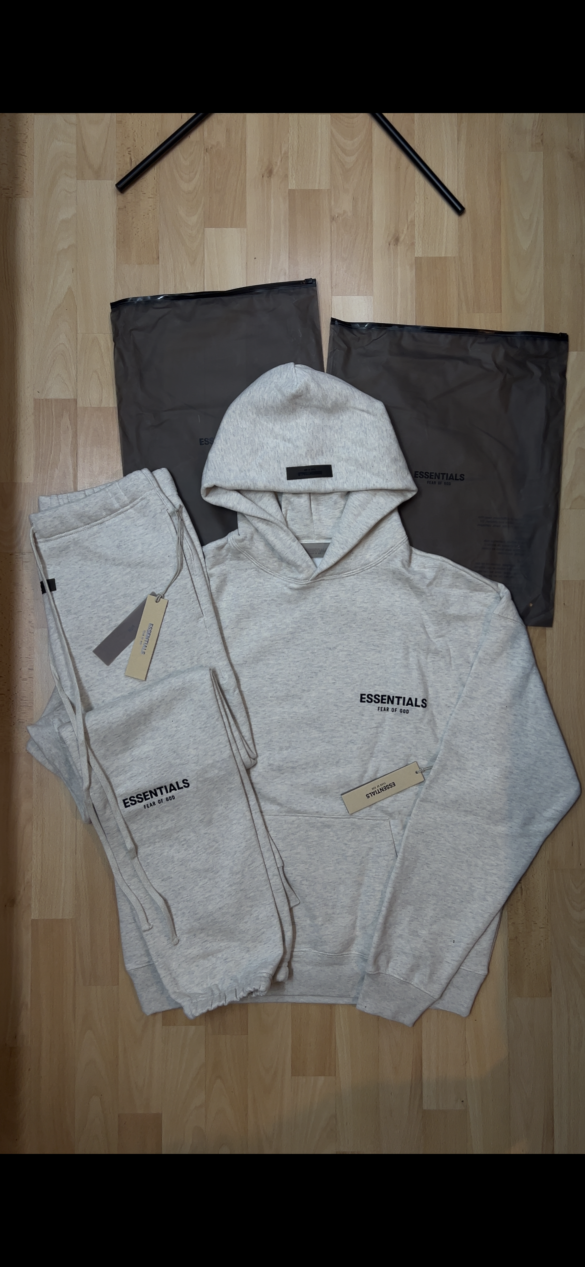 FOG ESSENTIALS SS22 LIGHT OATMEAL TRACKSUIT